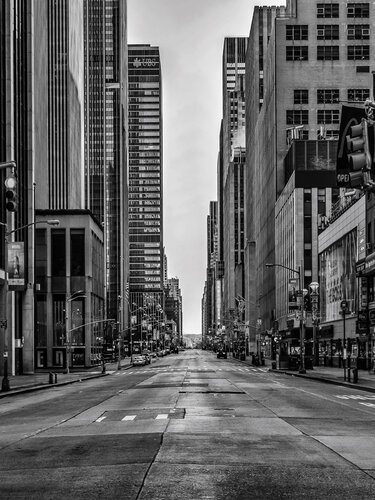 Solitude III - New York by Fabian Kimmel, 写真 for Sale on Singulart