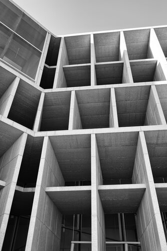 Echoes of Form - Bauhaus - Palma par Fabian Kimmel, Photographie en vente sur Singulart
