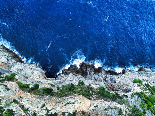 Coastal Divide - Mallorca par Fabian Kimmel, Photographie en vente sur Singulart