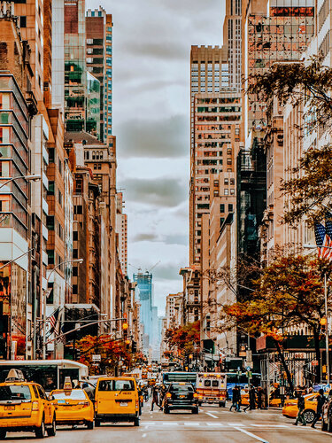 Autumn Streets of New York IV - New York par Fabian Kimmel, Photographie en vente sur Singulart