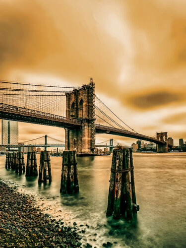Bridges and the River - New York von Fabian Kimmel, Fotografie kaufen auf Singulart