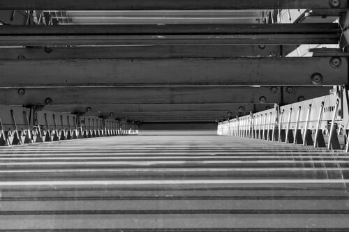 Shadow Ascent - Bauhaus Berlin von Fabian Kimmel, Fotografie kaufen auf Singulart