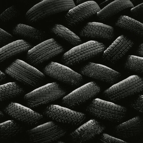 Rubber Art par Kjartan Einarsson, Photographie en vente sur Singulart