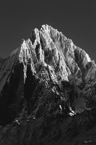 Silence verticale par Anthony Castelle, Photographie en vente sur Singulart