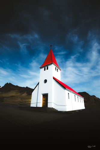 Sanctuaire islandais by Anthony Castelle, 写真 for Sale on Singulart