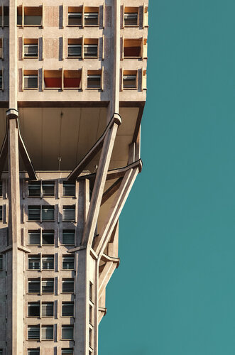 Brutalist Balance by Sofia Mangini, 写真 for Sale on Singulart