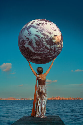 If tenderness could move the world de Ariane A.T. James, Fotografía a la venta en Singulart