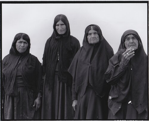 Bakhtiari women van Mamad Mossadegh, Fotografie te koop op Singulart