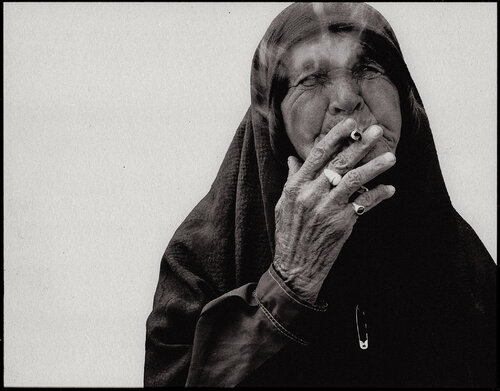 Bakhtiari Smoker von Mamad Mossadegh, Fotografie kaufen auf Singulart