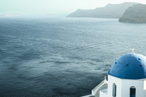 "Dévotion au large" -  Santorin de Laurent Parienti, Fotografía a la venta en Singulart