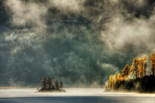 Light on the lake par Franco Fratini, Photographie en vente sur Singulart