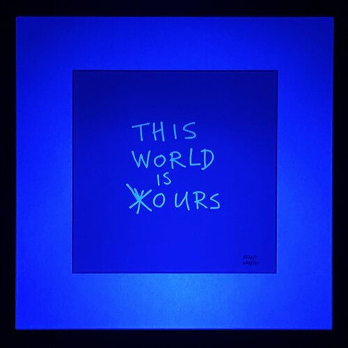 Limited Edition Text – THIS WORLD IS (Y)OURS – LUMINOUS DEPTHS von Frank Willems, Druck kaufen auf Singulart