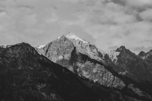 El Peso de la Montaña de Santiago Barco Rivière, Fotografía a la venta en Singulart