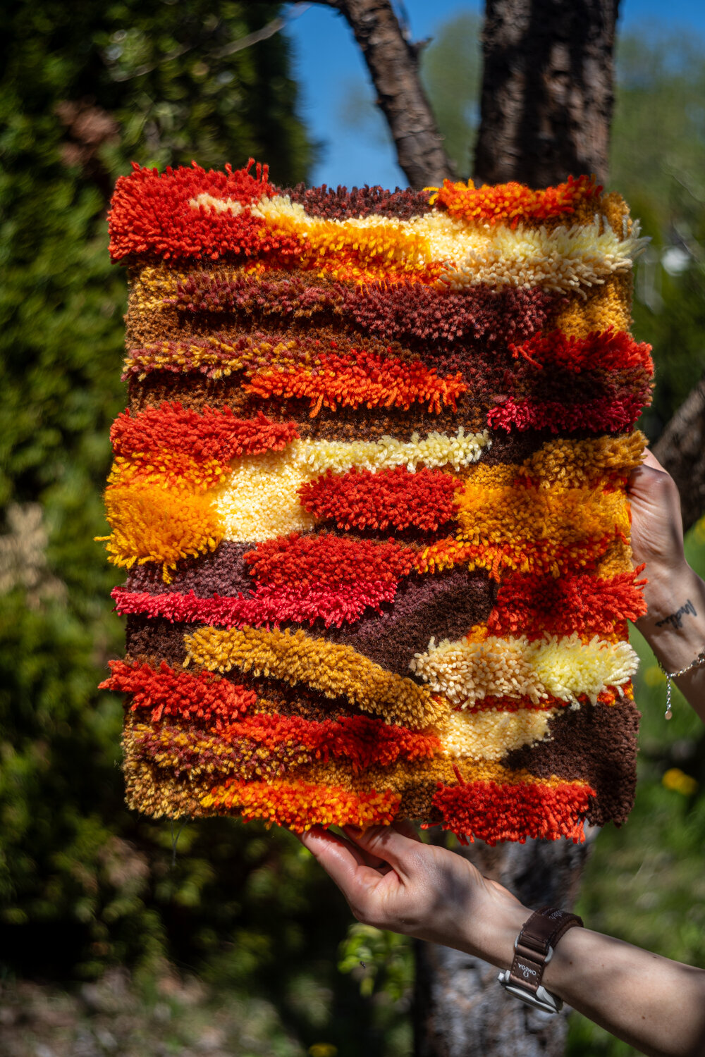 Ember Landscape Magdalena Teliżyn Oeuvre textile à vendre
