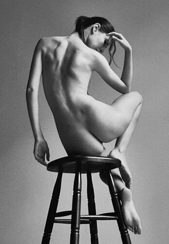 Nude #7 by OMSTUDIO, 写真 for Sale on Singulart
