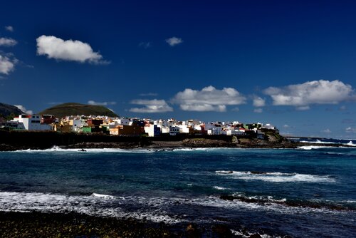 Village à Tenerife 1 de GERARD DI LUCCIO, Fotografía a la venta en Singulart