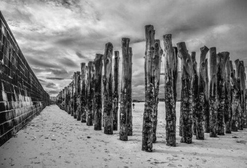 Breakwaters 2 di GERARD DI LUCCIO, Fotografia in vendita su Singulart