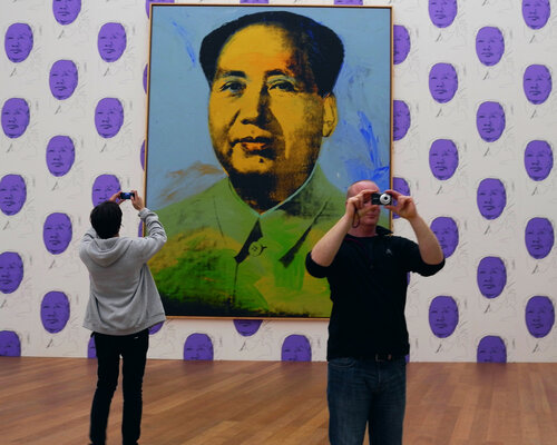 Mao à Berlin de GERARD DI LUCCIO, Fotografía a la venta en Singulart