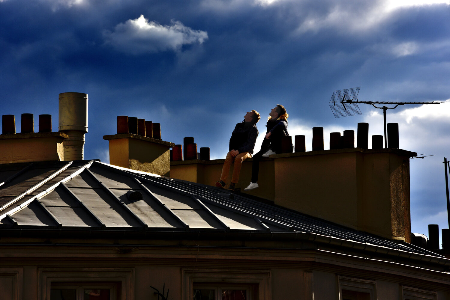 OVNI en vue GERARD DI LUCCIO Photography for sale