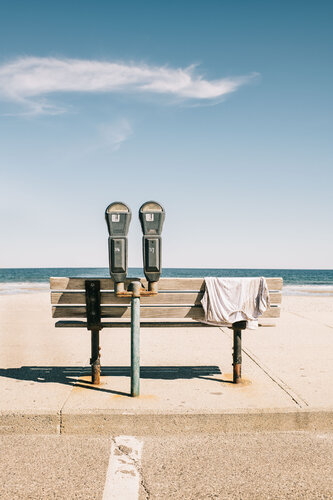 The Waiting Place par Tom Hussey, Photographie en vente sur Singulart