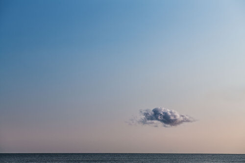The Shape of Silence par Tom Hussey, Photographie en vente sur Singulart