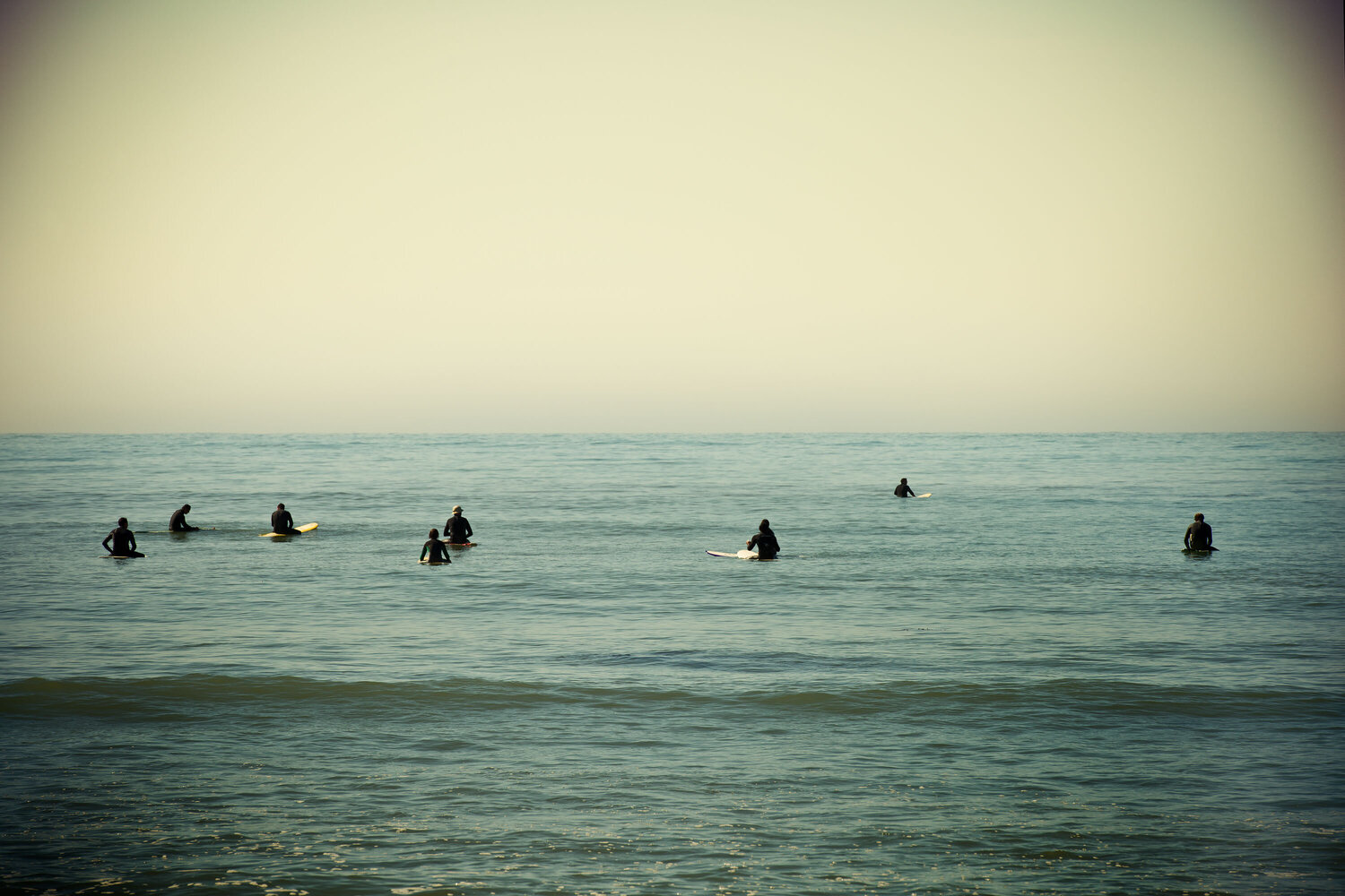 Between Waves Tom Hussey Photographie à vendre