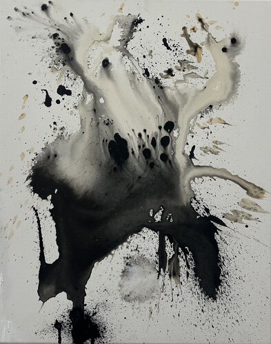 Black & White V by Lorena Lavascsk, Painting for Sale on Singulart