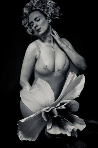 Untitled from Women and Bodies by Buku Sarkar, Photography for Sale on Singulart