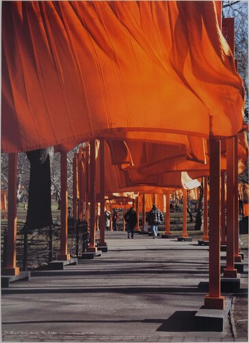 The Gates, Central Park New York city, Affiche originale d’époque signée by CHRISTO et Jeanne-Claude, 版画 for Sale on Singulart