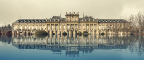 WORLD REFLEXIONS 11 di Jesus Chamizo, Fotografia in vendita su Singulart