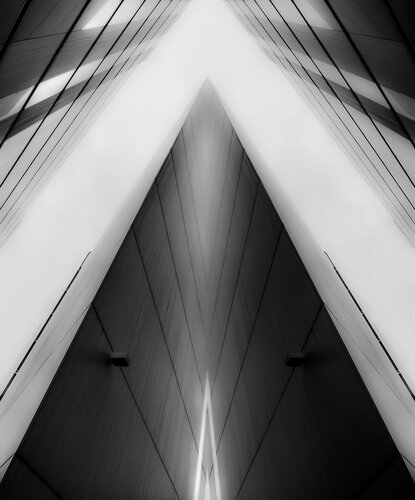 CITY DOLMENS 5 by Jesus Chamizo, 사진 for Sale on Singulart