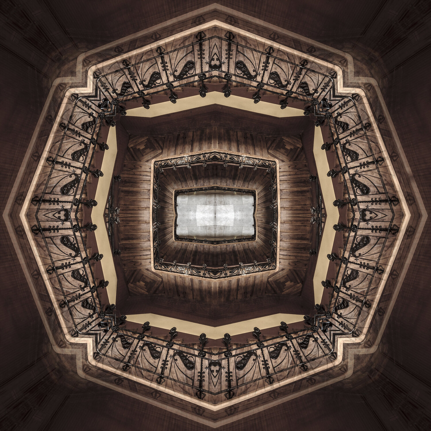 MANDALA STAIRS Jesus Chamizo