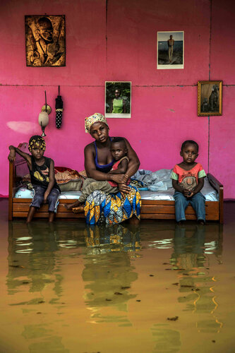 Ciel de saison di Baudouin Mouanda, Fotografia in vendita su Singulart