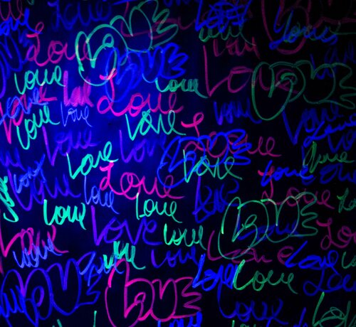 Neon Love Series von Carlos Pun, Malerei kaufen auf Singulart