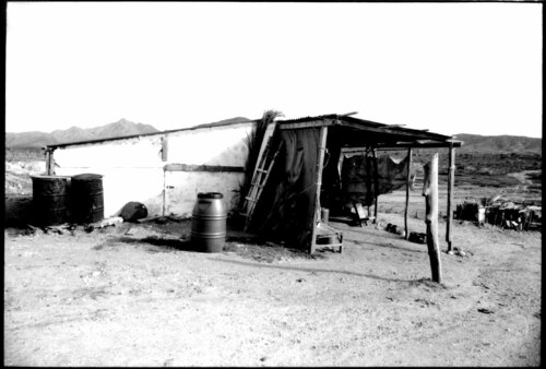 Venezuela - Casita - Silbergelatineabzug 23 van Andreas Gleich, Fotografie te koop op Singulart