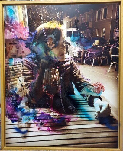 Cityscape girl Selbstportrait à la Edgar Wallace by Karibou, Photography for Sale on Singulart
