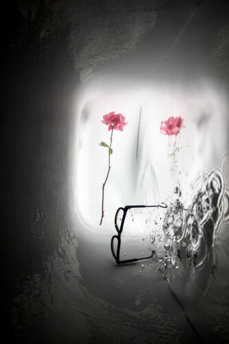 introspection - finding myselves van Robin Cerutti, Fotografie te koop op Singulart