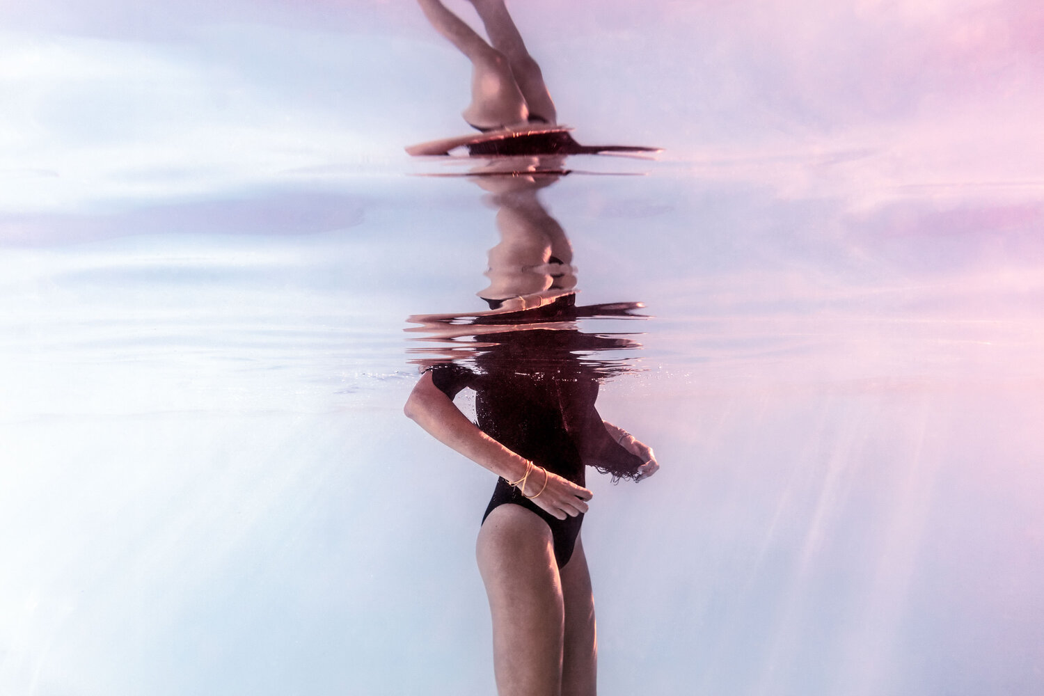 mirror - annie - 4975 Robin Cerutti