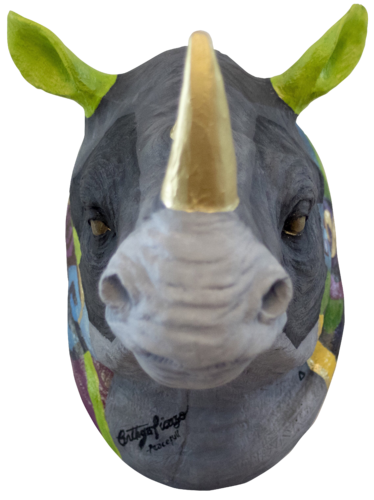Animal Totem Rhino (Peaceful) van Cinthya Picazo, Beeldhouwwerk te koop op Singulart