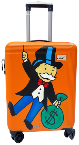 Beyond the Board van Esteban Vera, Beeldhouwwerk te koop op Singulart