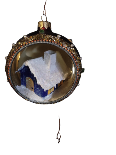 Snowy Cottage in a Jewelled Globe de Serhiy Berezin, Escultura a la venta en Singulart