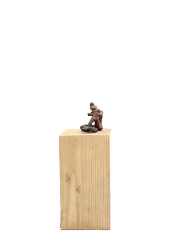 Repose in Bronze von Lamia Fakhoury, Skulptur kaufen auf Singulart