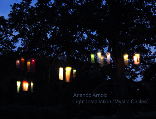 Installation "Mystic Circles" von Anando Arnold, Skulptur kaufen auf Singulart