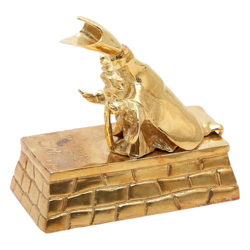 Narciso gold  par Salvador Dalí, Sculpture en vente sur Singulart