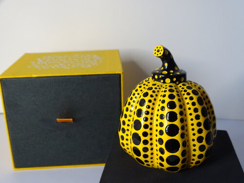 The yellow pumpkin, 2015 by Yayoi Kusama, Sculpture for Sale on Singulart