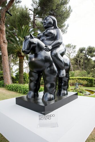 Donna su Cavallo van Fernando Botero, Beeldhouwwerk te koop op Singulart