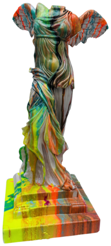 "Nike of Light" – A Fusion of Classical Elegance & Modern Vibrance de Antoni Dragan, Escultura a la venta en Singulart