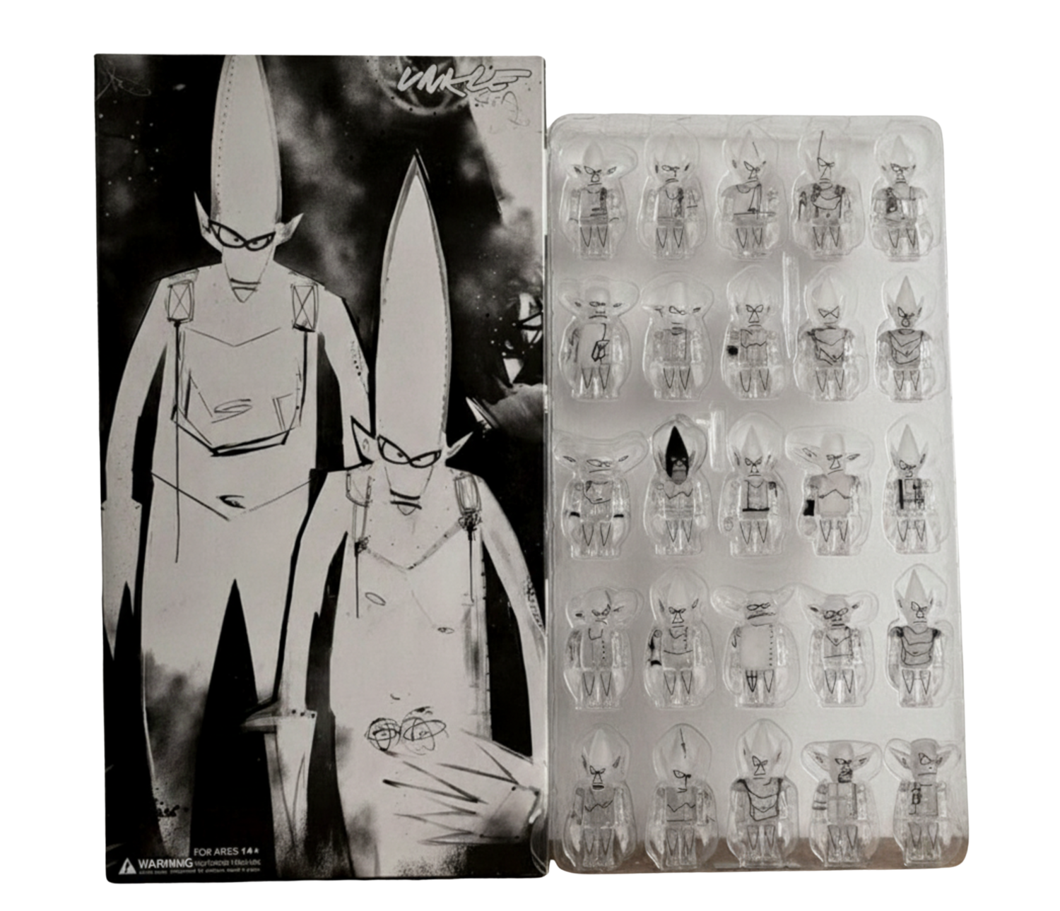 Never Never Land ( Pointman, Kubrick, Complete set of 25) Futura Skulptur zu verkaufen