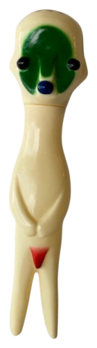 Soft Vinyl Figurine - Exclusive Boy Version (Hara Museum) van Izumi Kato, Beeldhouwwerk te koop op Singulart