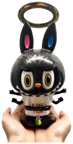 Cowawa ( Gold, Labubu) by Kasing Lung (2024) : Sculpture